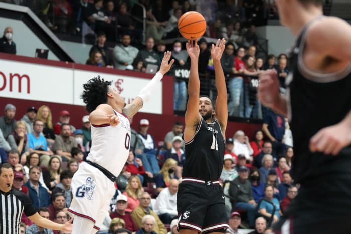 gonzaga bulldogs santa clara wcc basketball 202320